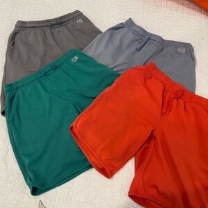 Gap boys gym shorts. Size large. Set of 4